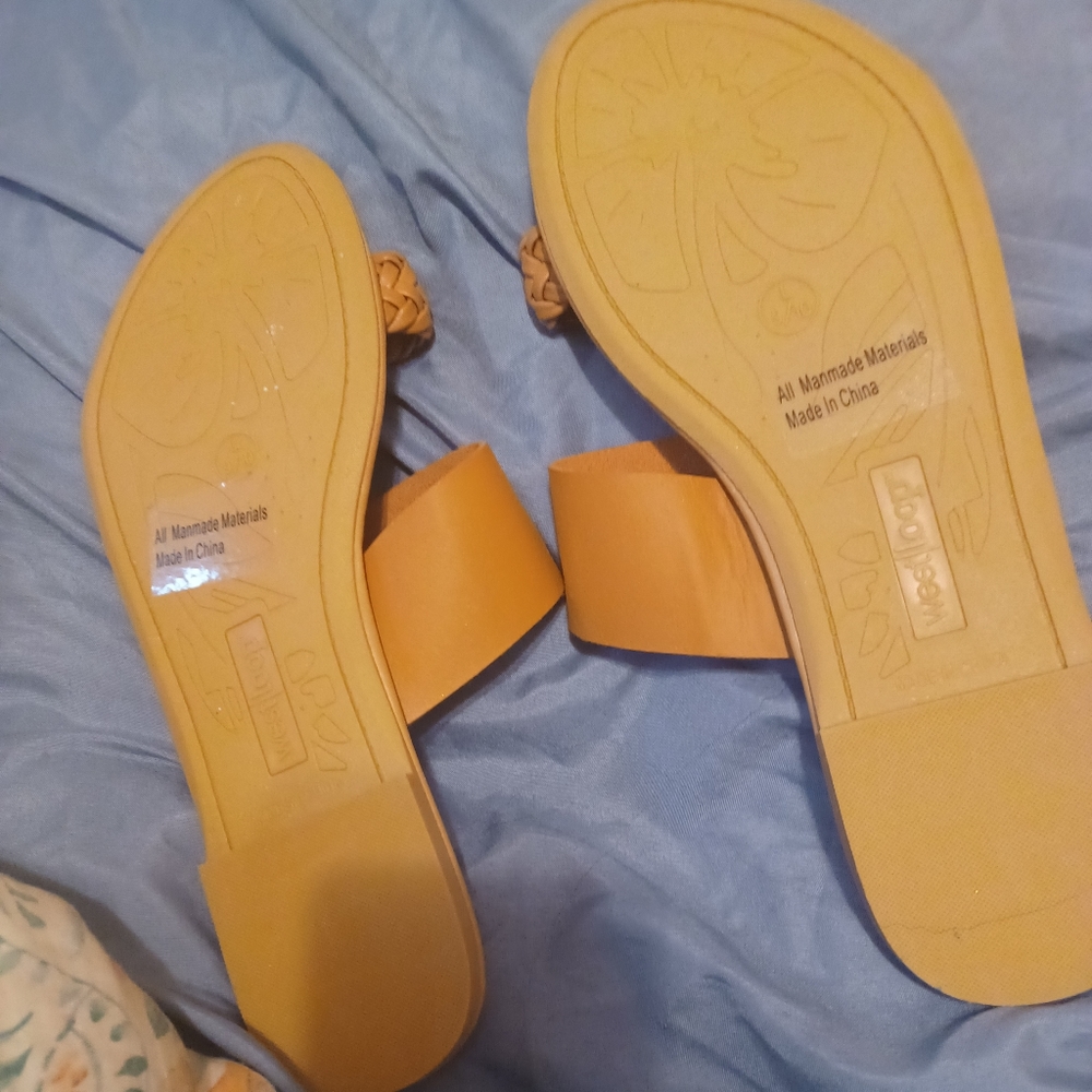 Slides - Picture 3 of 3